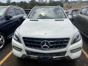 Mercedes-Benz M Class 2012 White