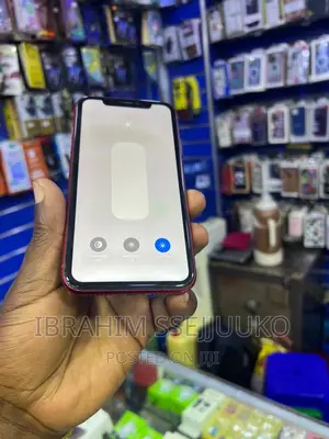 Apple iPhone 11 64 GB Red