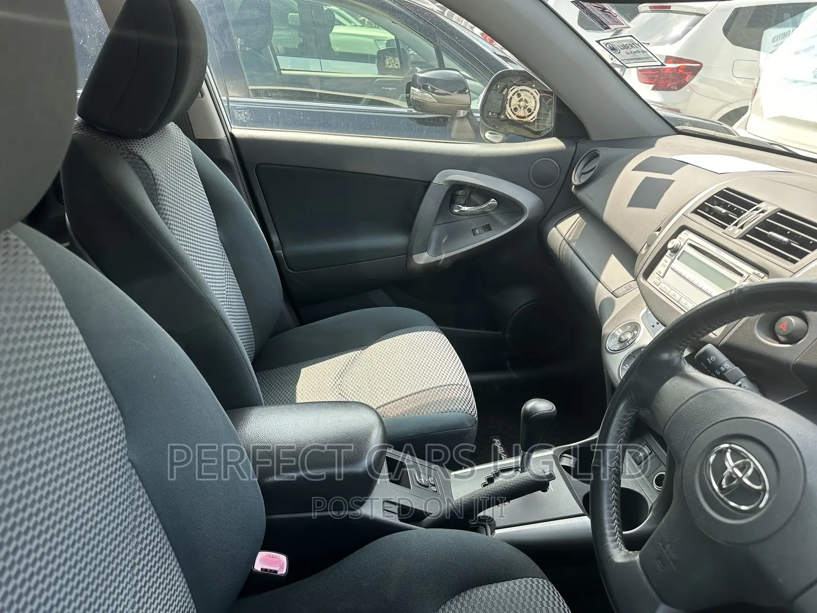 Toyota RAV4 2.5 4x4 2010 Off white