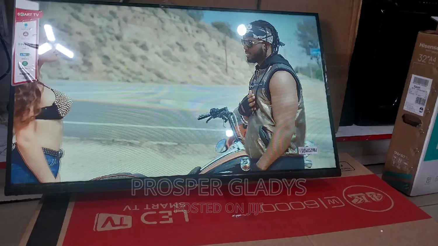 32 Inches Led Mitech Digita Flat Screen.