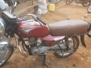 Bajaj Boxer 2013 Red