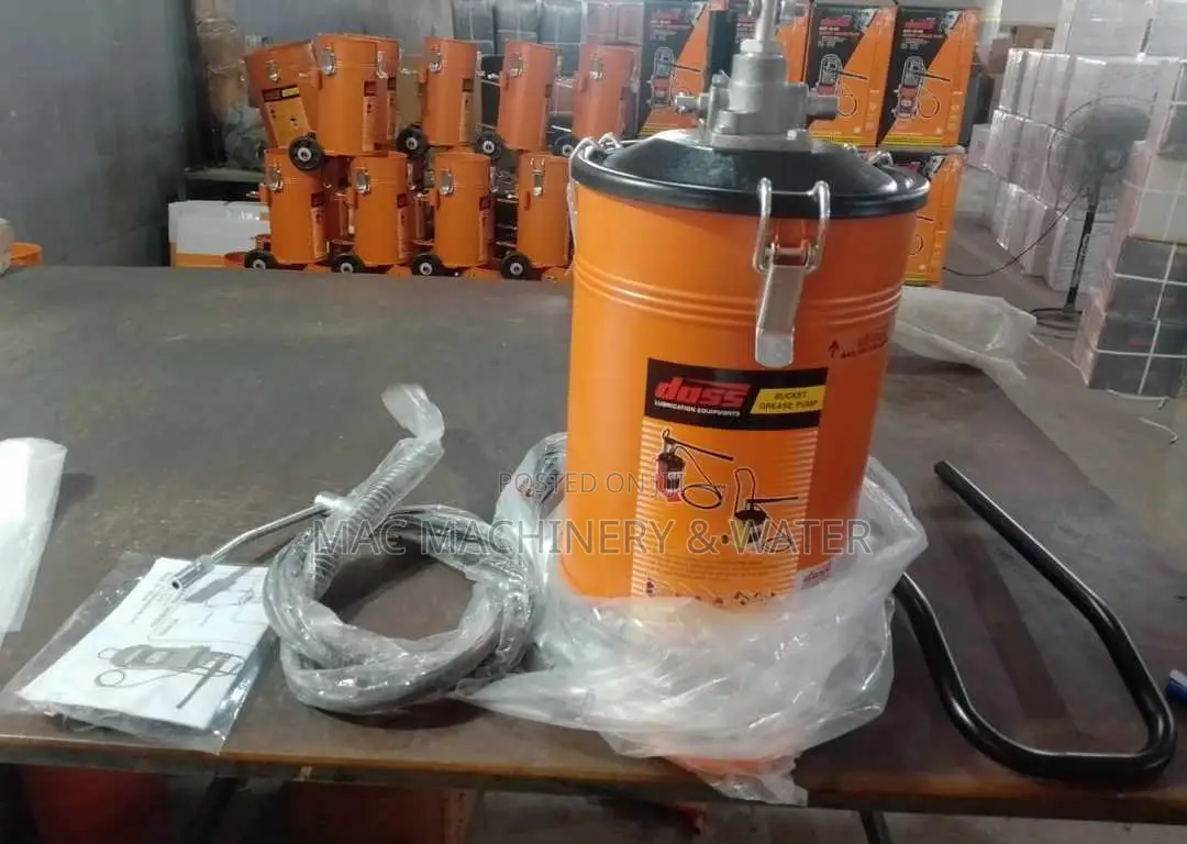 Grease Bucket / Grease Pump