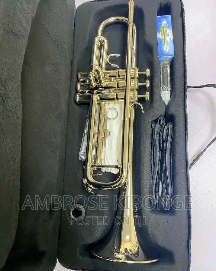 YAMAHA Professional Trumpet With FREE Accessories Mouthpiece