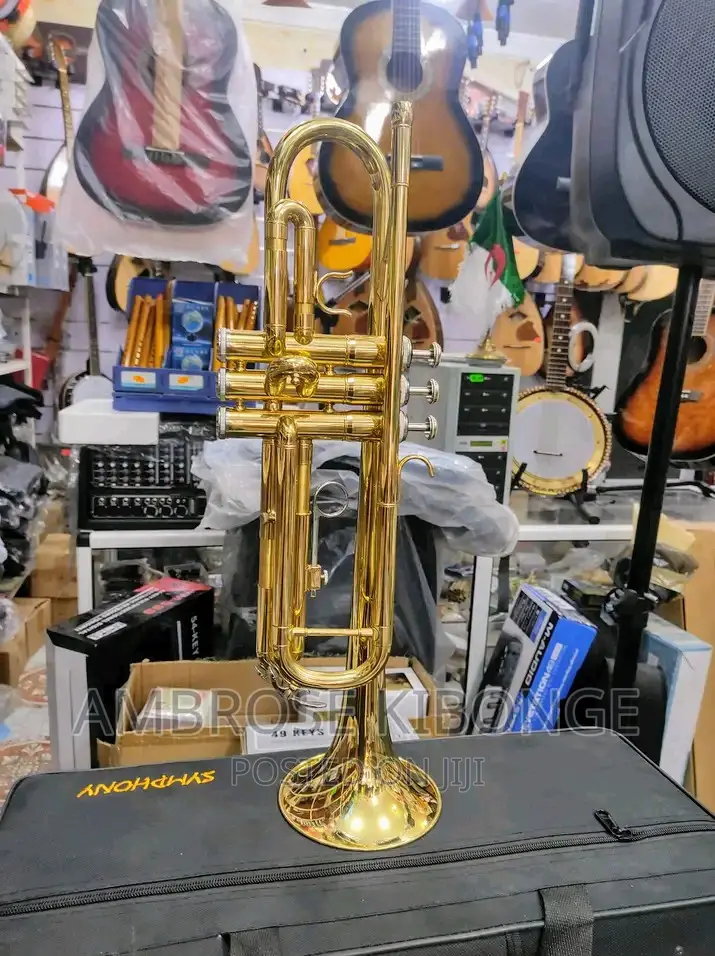 YAMAHA Professional Trumpet With FREE Accessories Mouthpiece