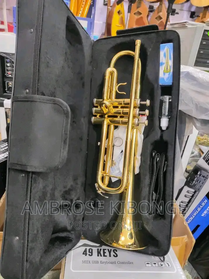 YAMAHA Professional Trumpet With FREE Accessories Mouthpiece