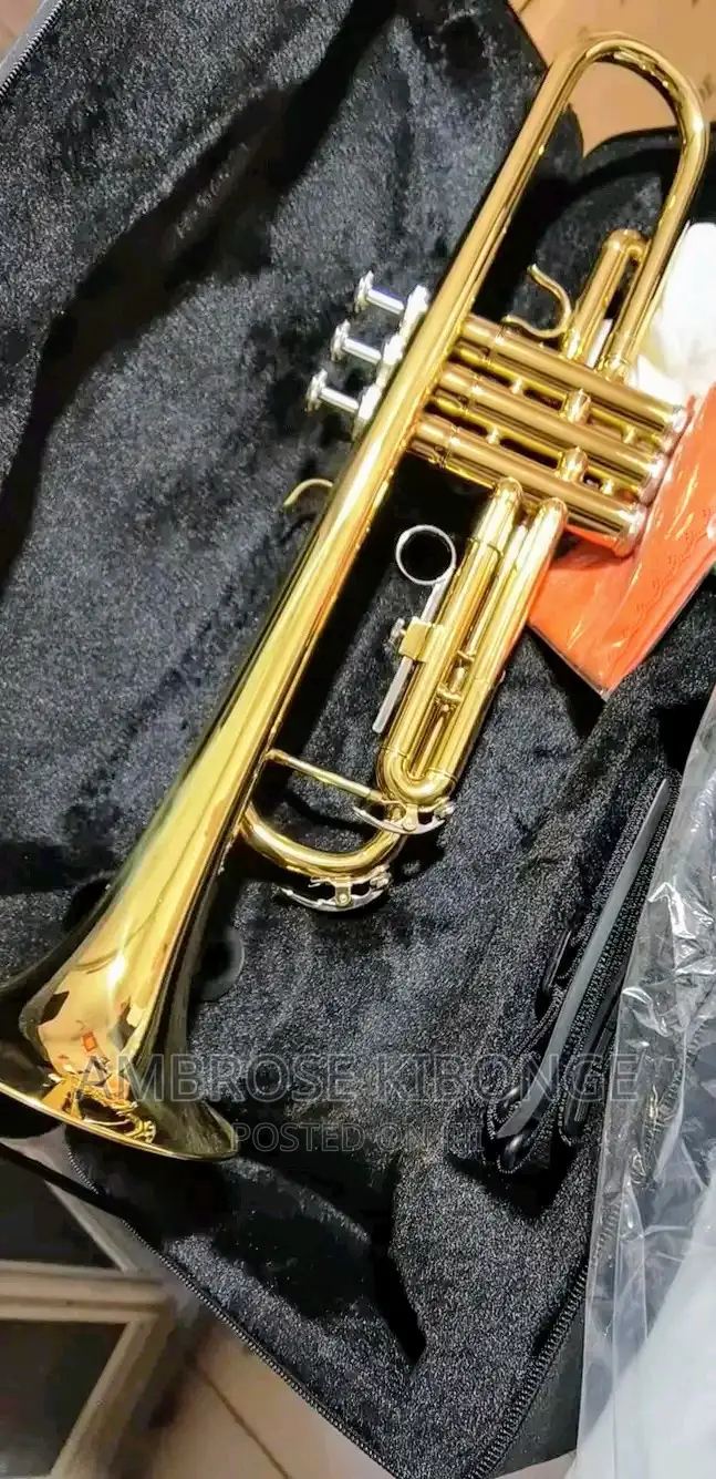 YAMAHA Professional Trumpet With FREE Accessories Mouthpiece