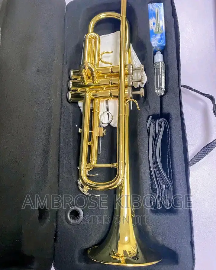 YAMAHA Professional Trumpet With FREE Accessories Mouthpiece