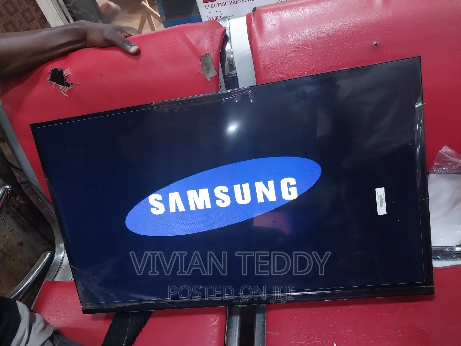 32" Samsung TV Flat Screen