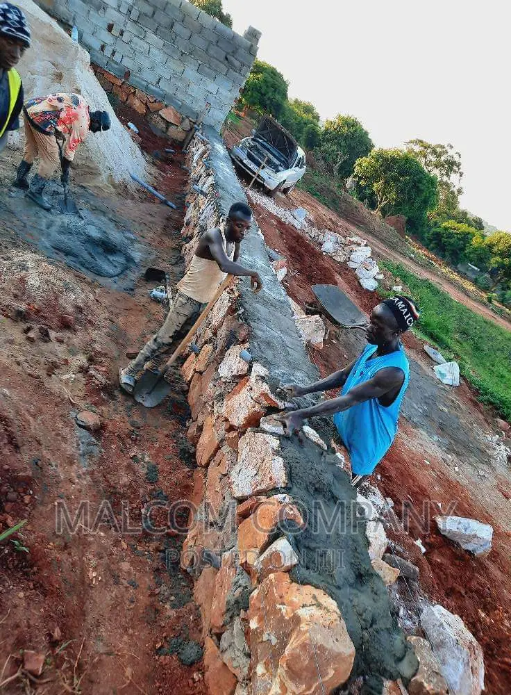 Perimeter Wall Construction With Hardcore Foundation