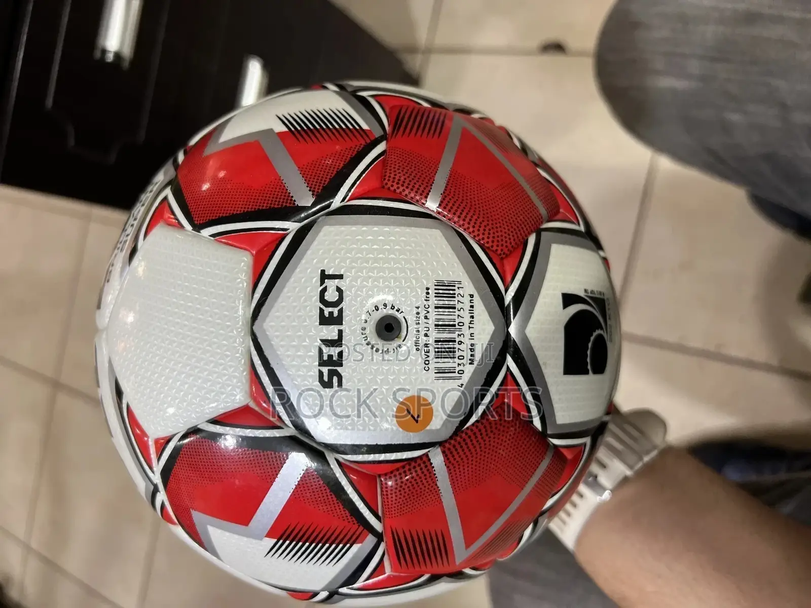 Select Tubeless Football Size 4