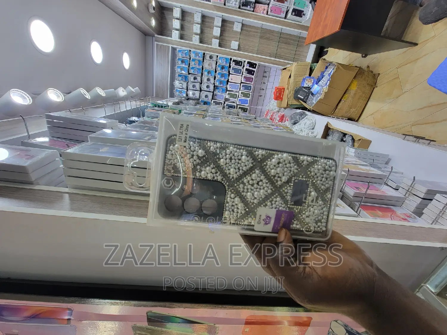 Glittering Phone Covers for iPhones and Samsung