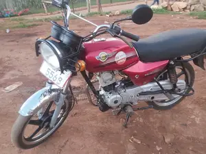 Boss Hoss BH3 2021 Red