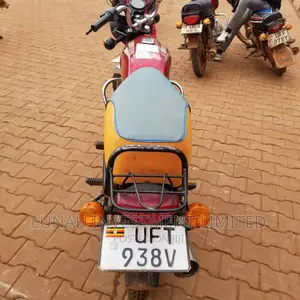 Bajaj Boxer 2023 Red