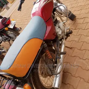 Bajaj Boxer 2023 Red