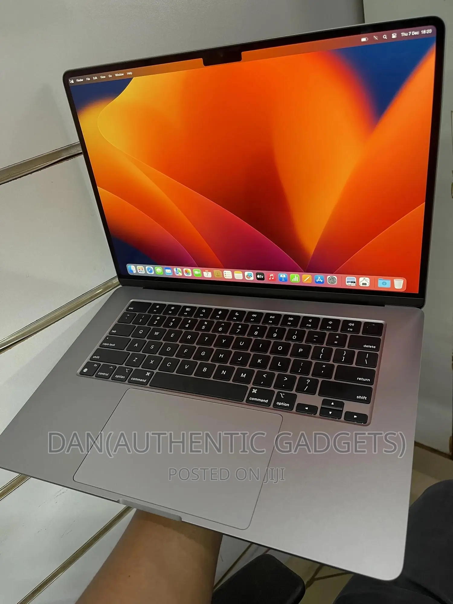 New Laptop Apple MacBook Air 2023 M2 8GB Apple M2 SSD 256GB