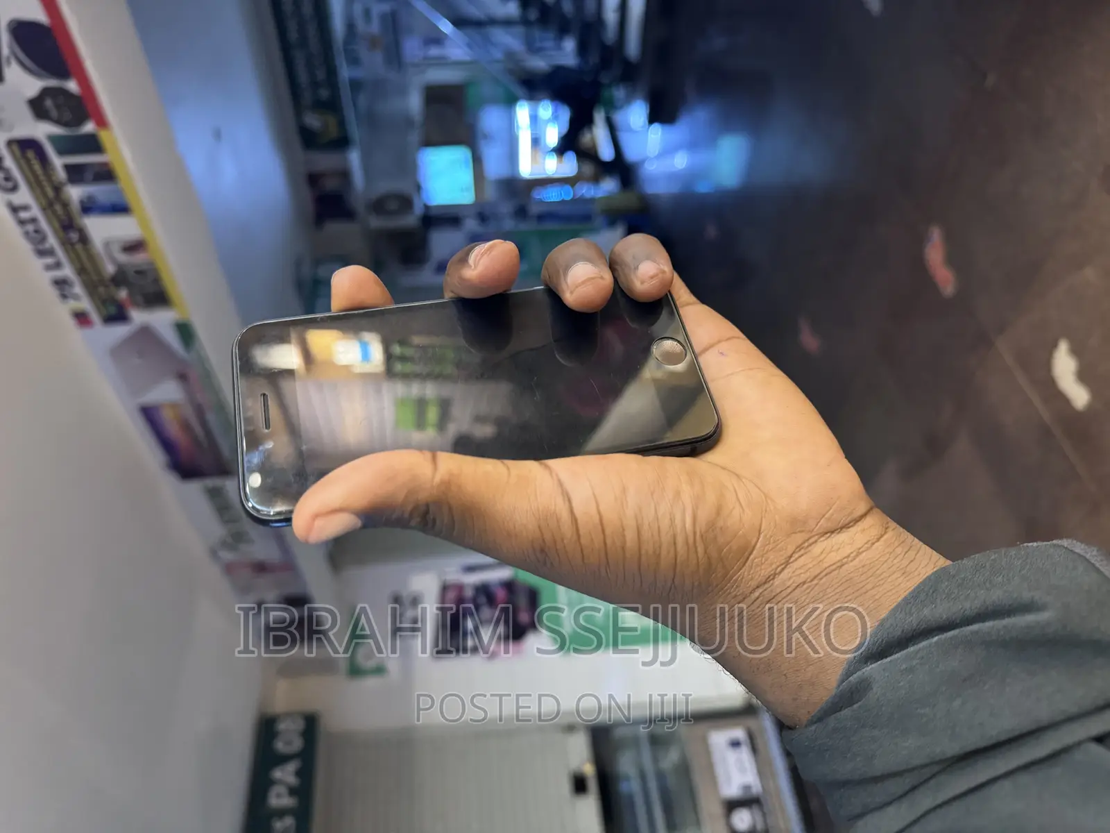 Apple iPhone 8 64 GB Black
