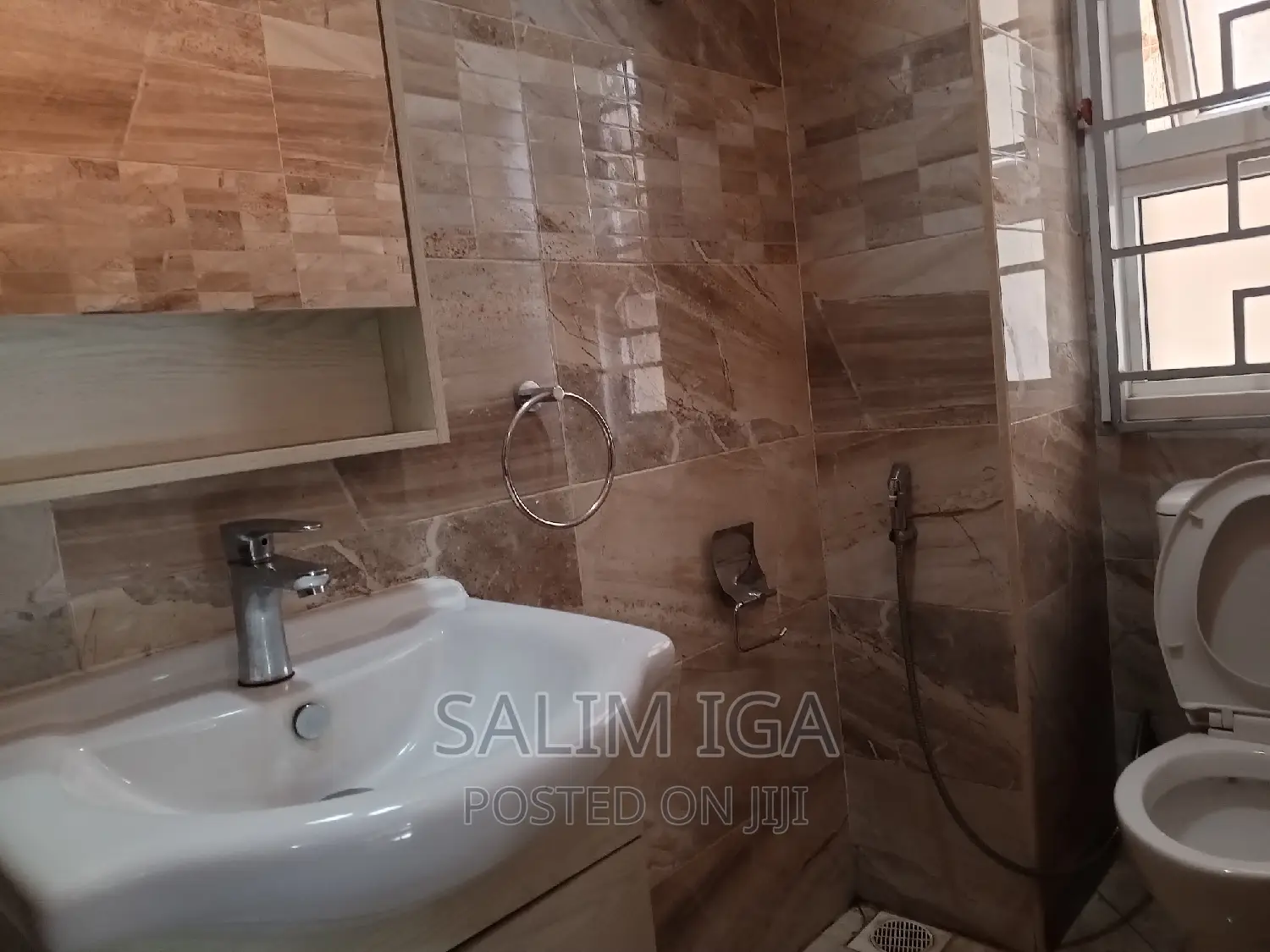 3bdrm Block of Flats in Kololo Property, Central Division for rent