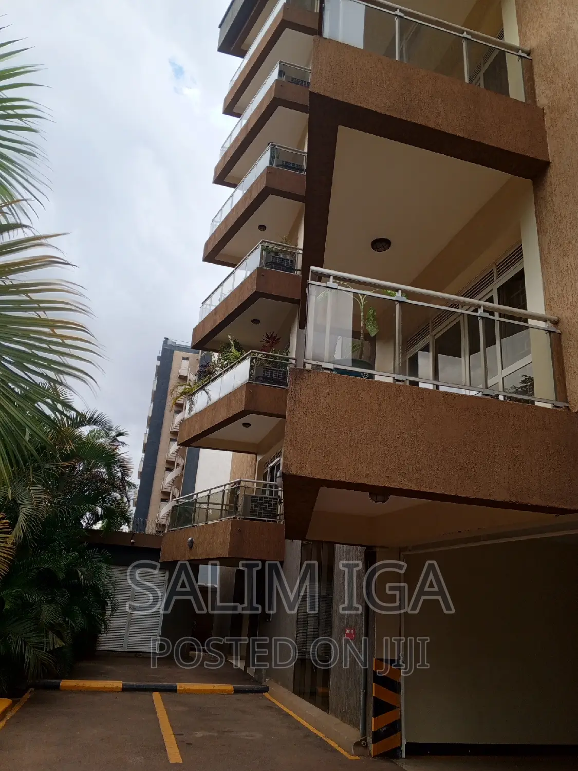 3bdrm Block of Flats in Kololo Property, Central Division for rent
