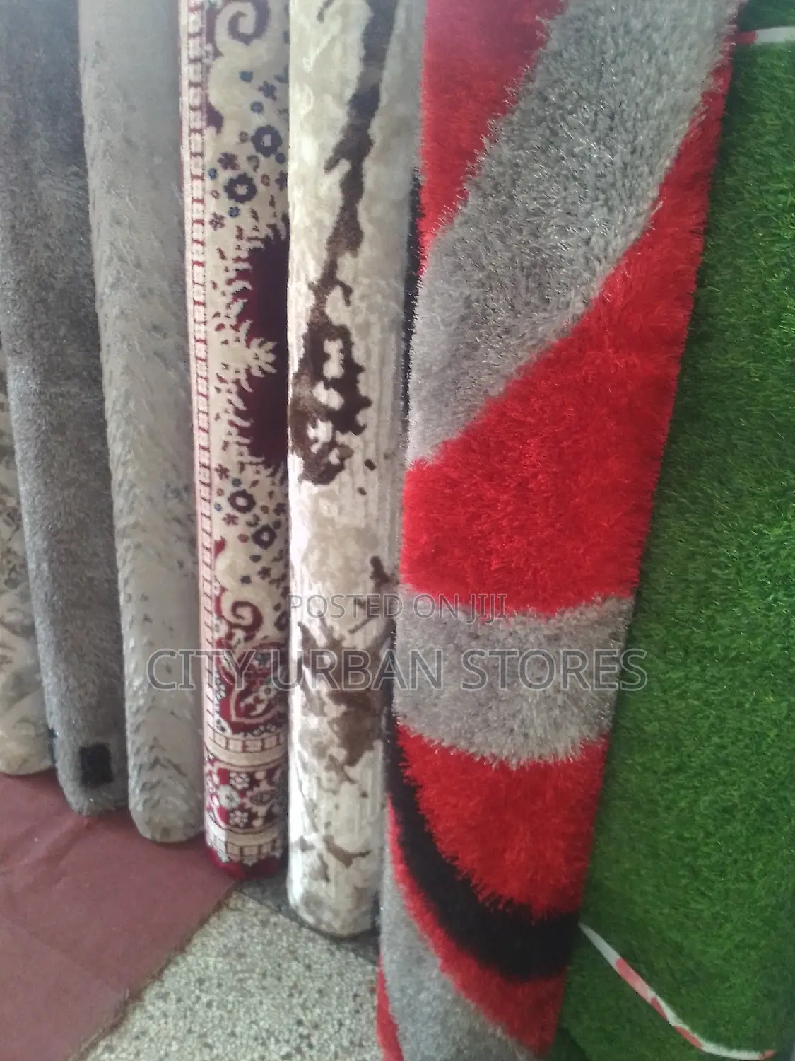 Plush Woolen Rugs