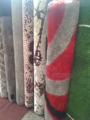 Plush Woolen Rugs