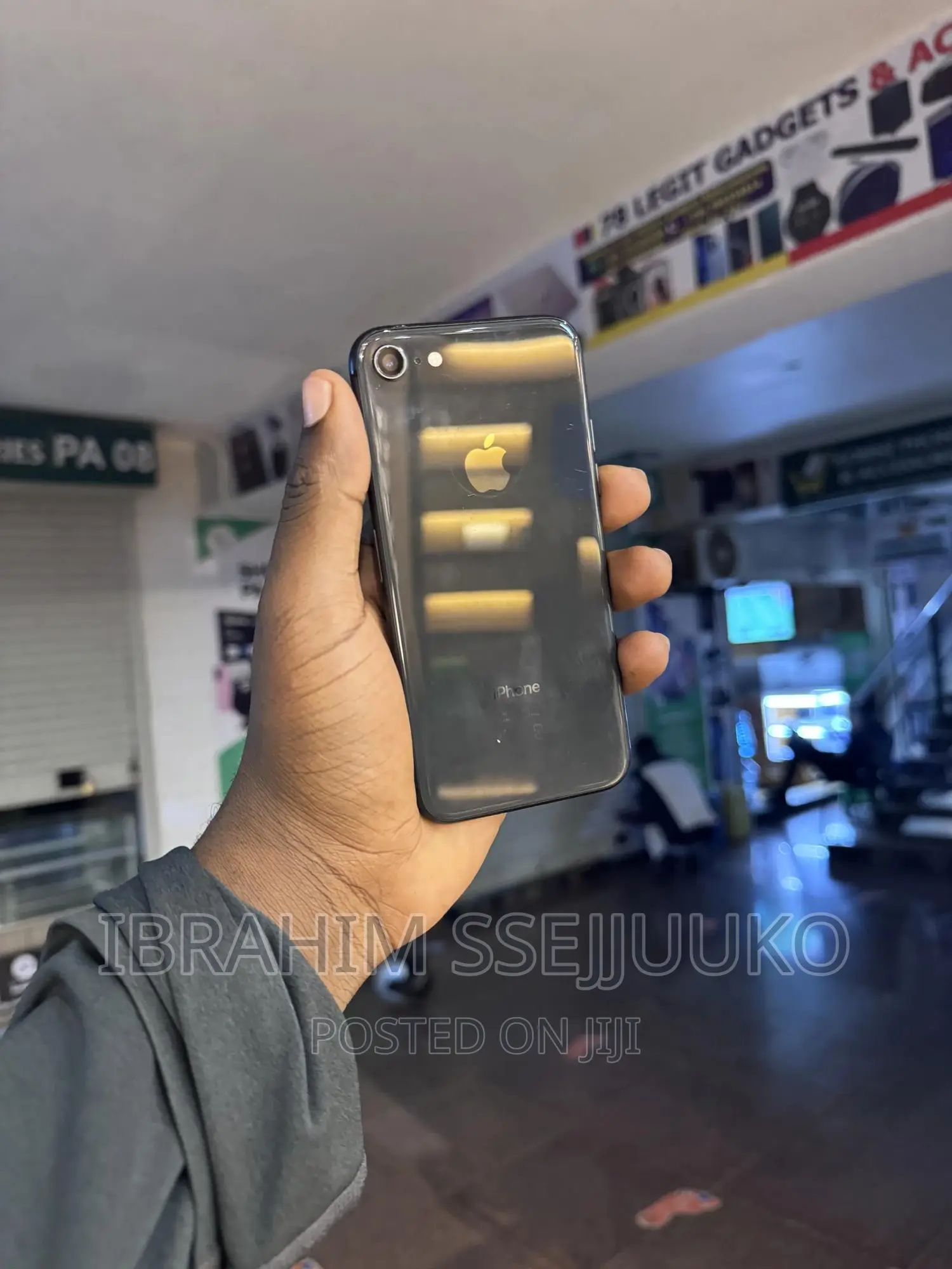 Apple iPhone 8 64 GB Black