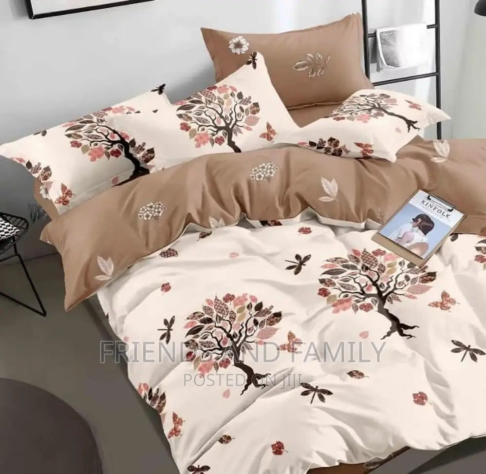 Fantastic Bed Cover With 4 Pieces