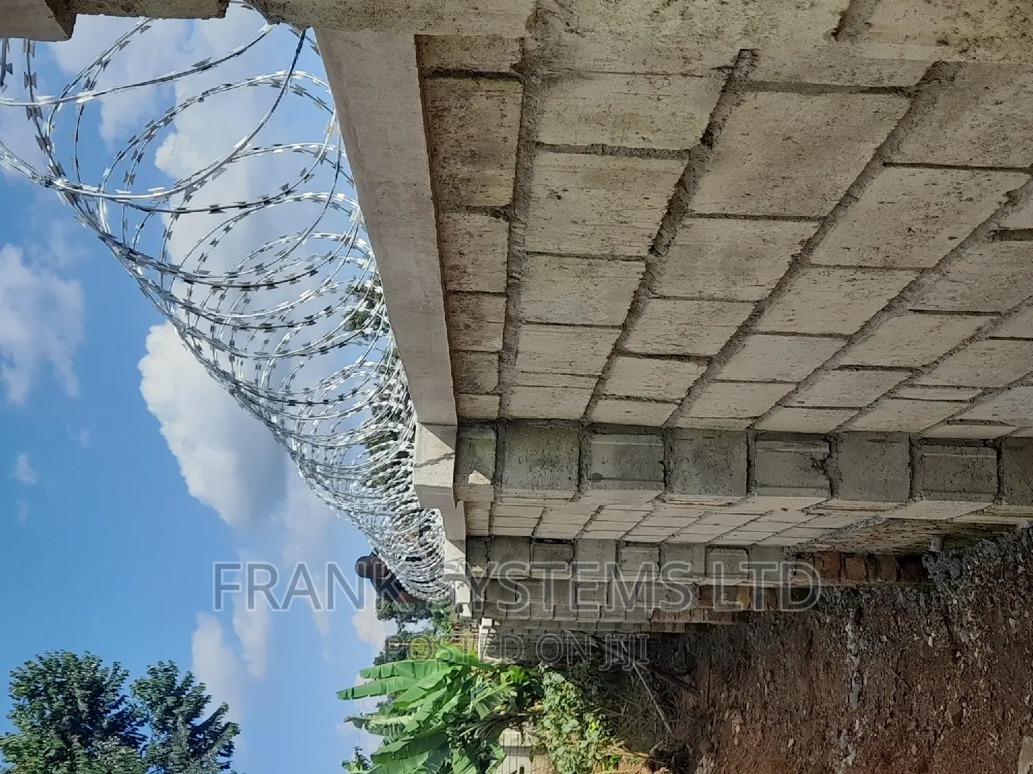 RAZOR WIRE Fencing 1