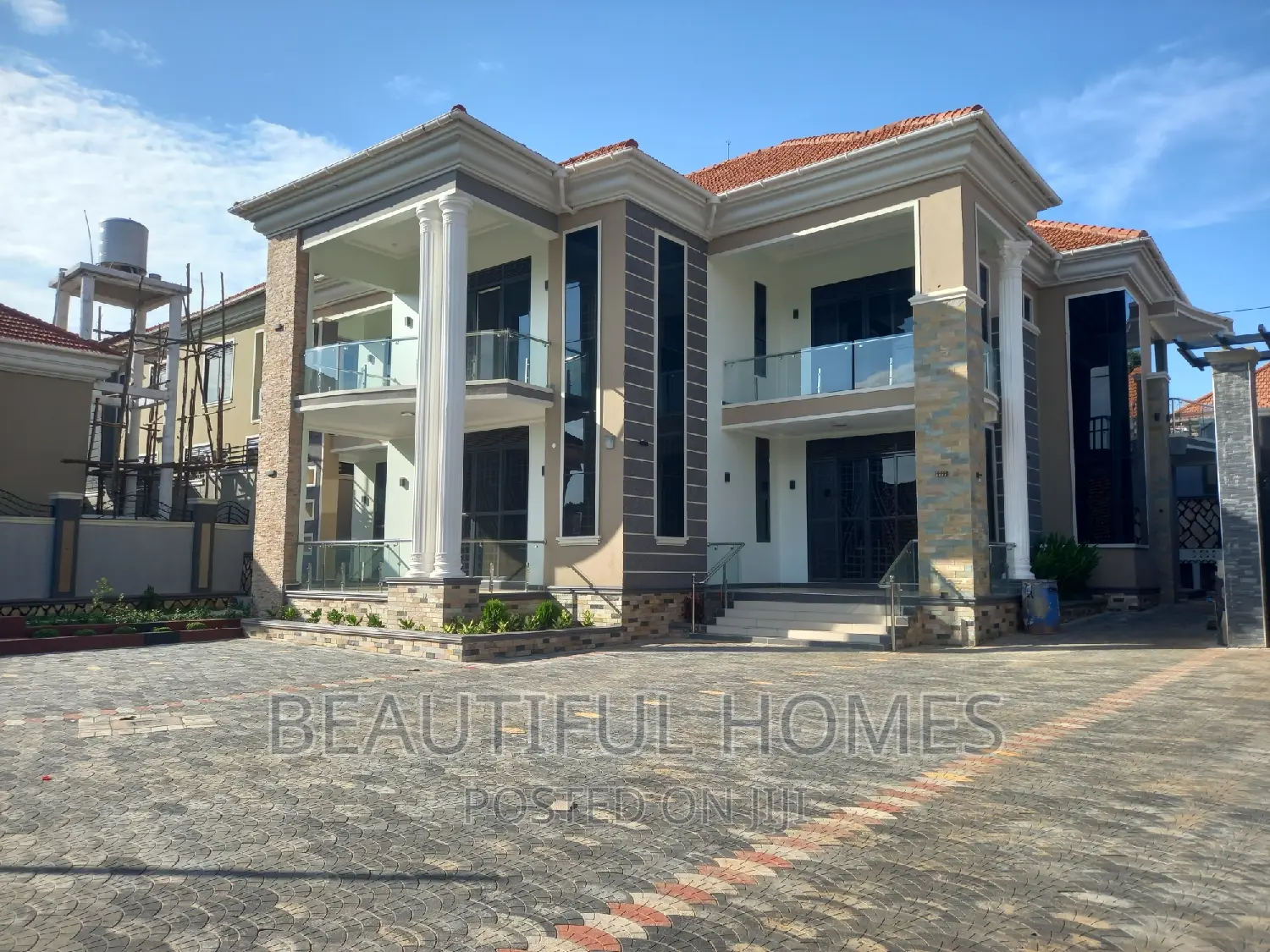 Furnished 6bdrm Duplex in Kira, Central Division for sale