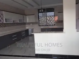 Furnished 6bdrm Duplex in Kira, Central Division for sale