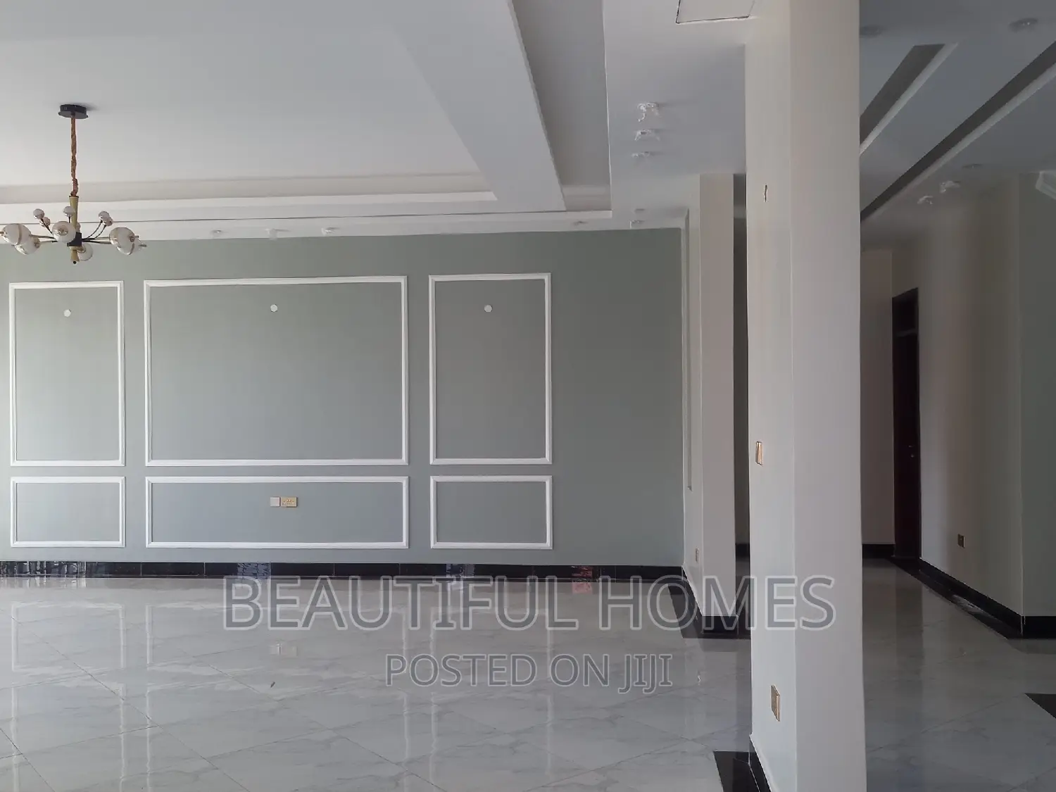 Furnished 6bdrm Mansion in Kira Corporate Zone for sale