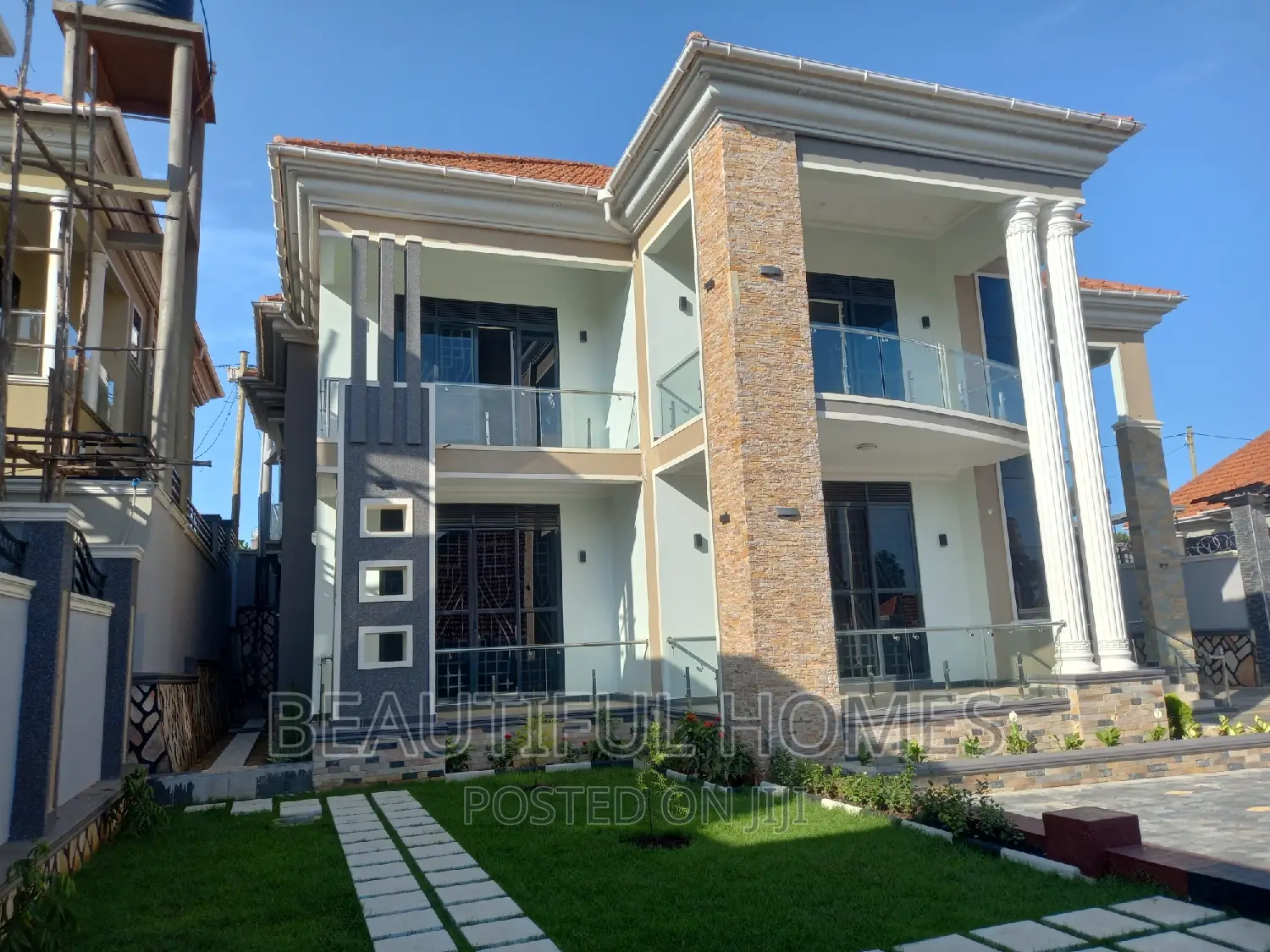 Furnished 6bdrm Duplex in Kira Mamerito for sale