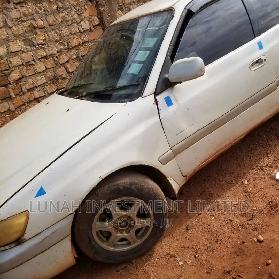 Toyota Premio 2004 White