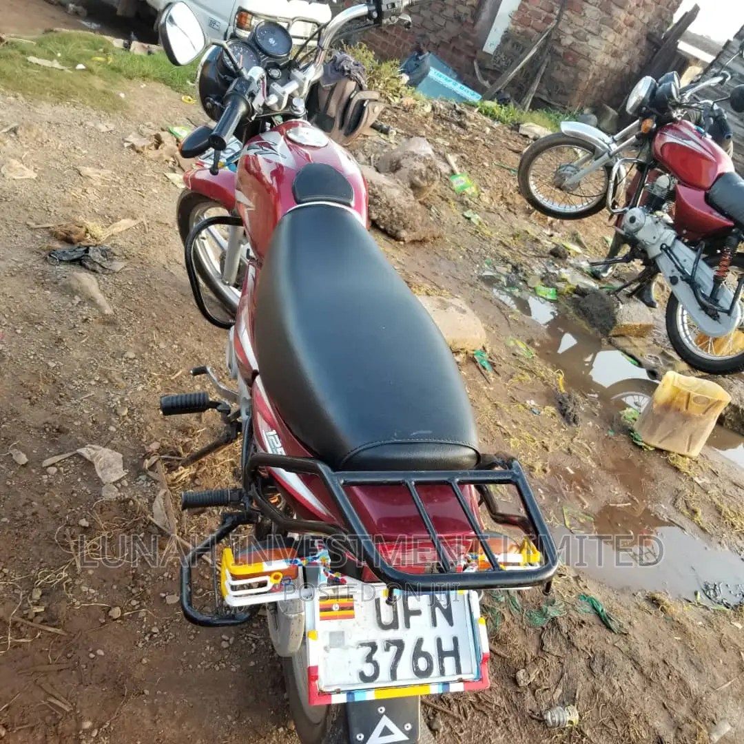 Bajaj CT 110X 2023 Red
