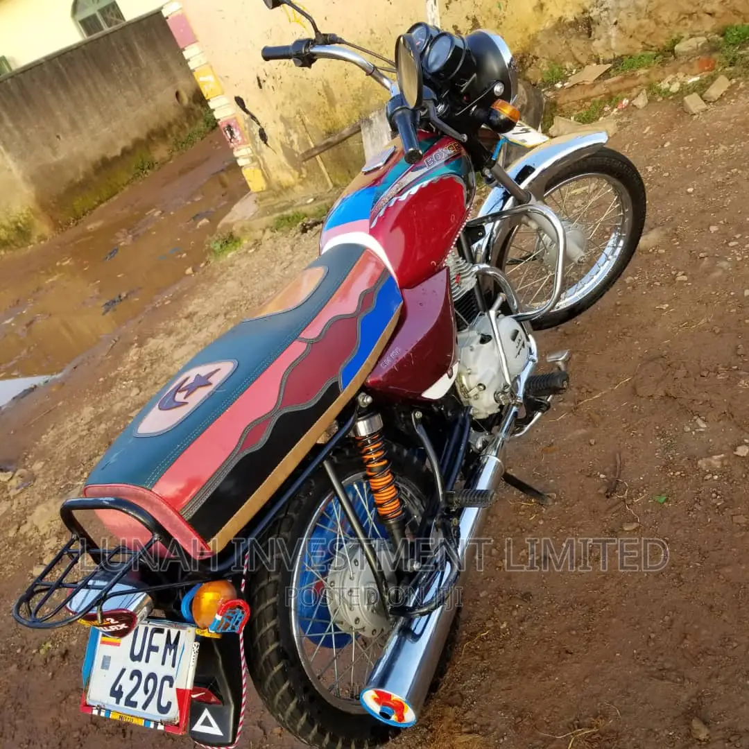 Bajaj Boxer 2023 Red