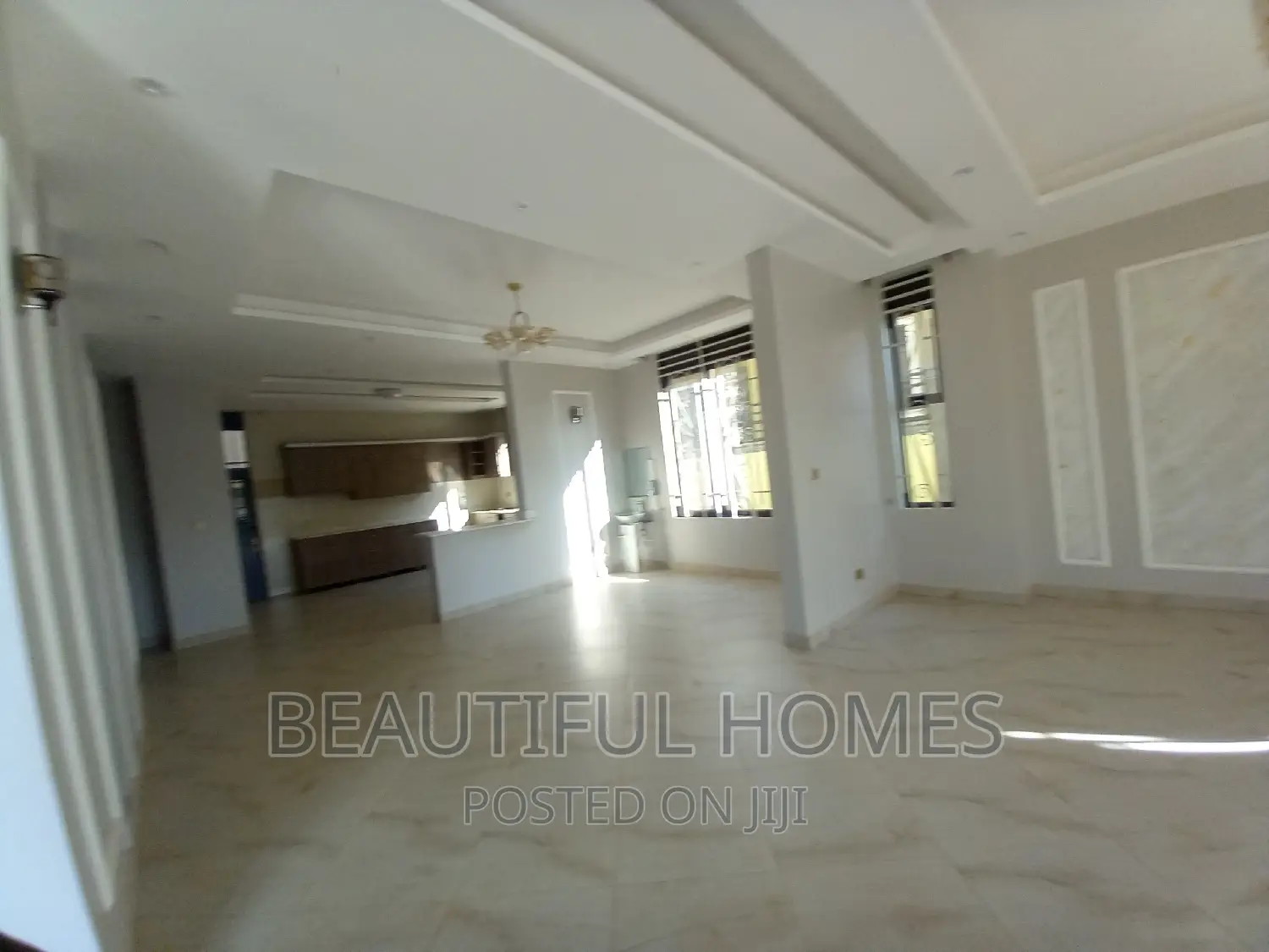Furnished 6bdrm Mansion in Kira Mamerito Road for sale