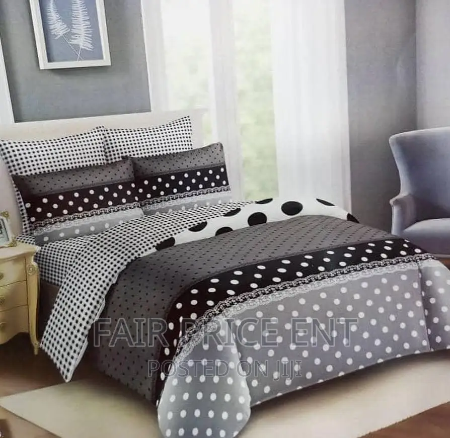 Classy Duvet Cover Set of 4pcs. 5x6.( Black)