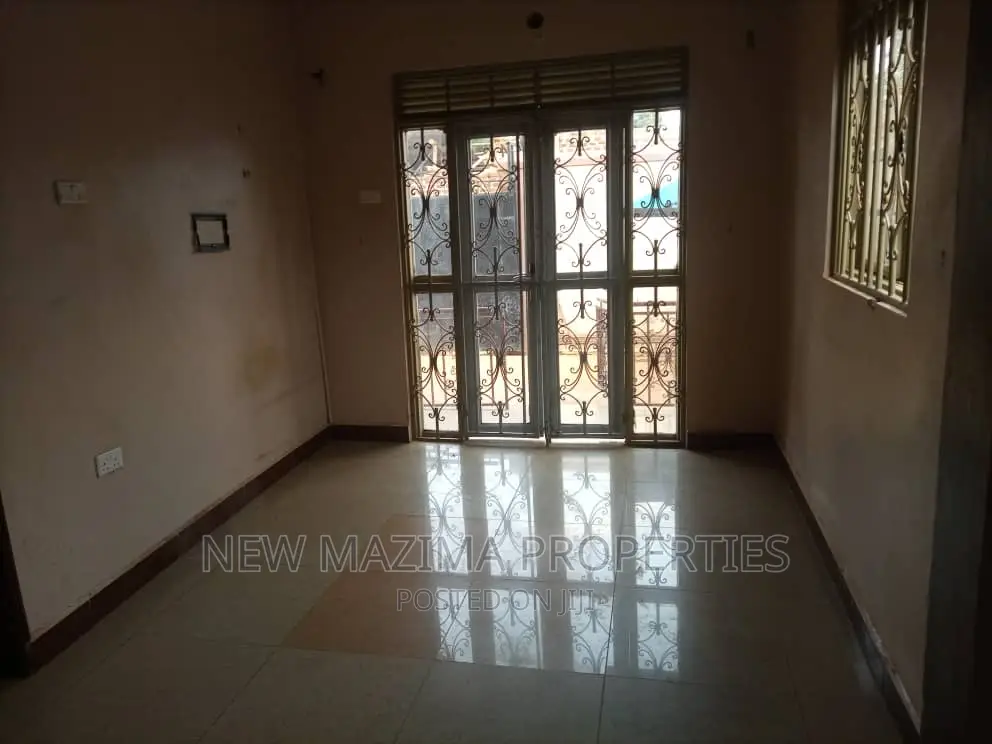 2bdrm House in Buloba Town, Central Division for sale