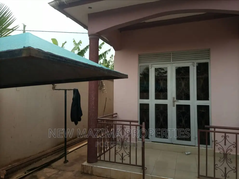2bdrm House in Buloba Town, Central Division for sale