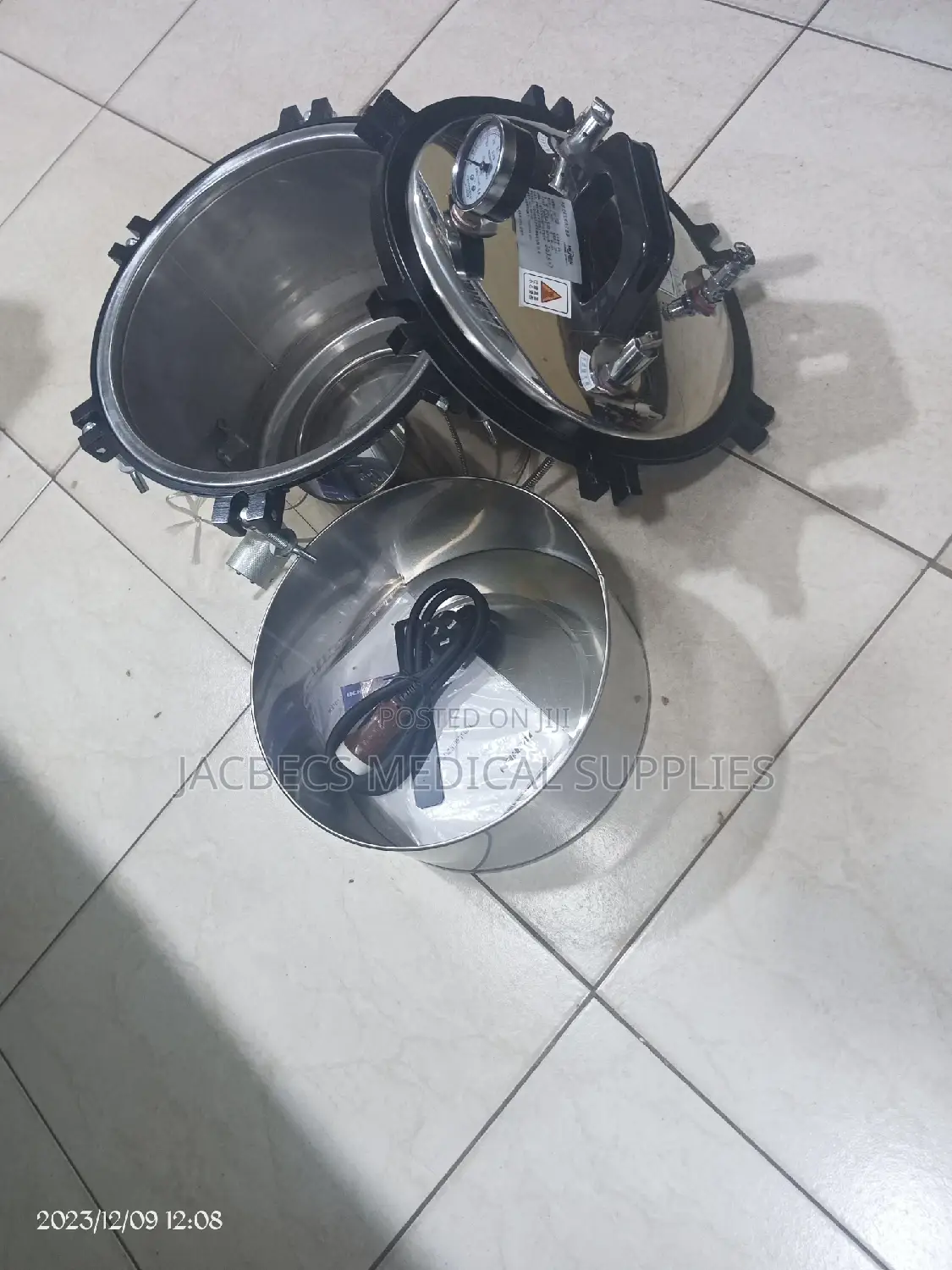 Autoclave Stainless Steel 12 LTRS