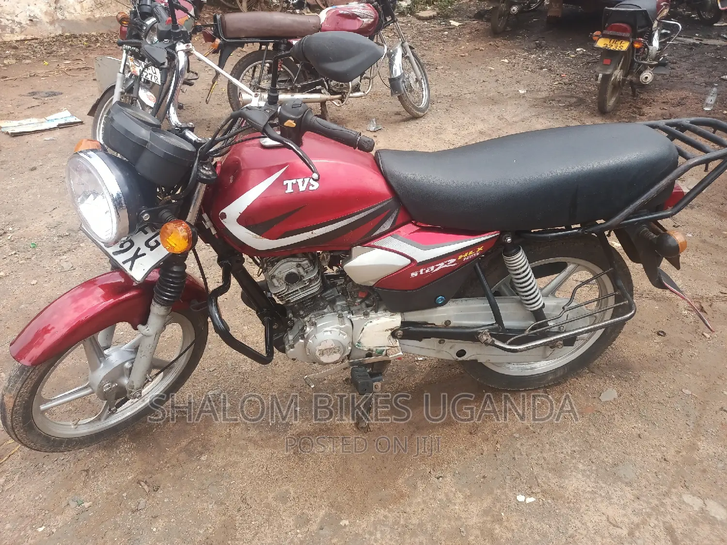 TVS HLX 125 2023 Red