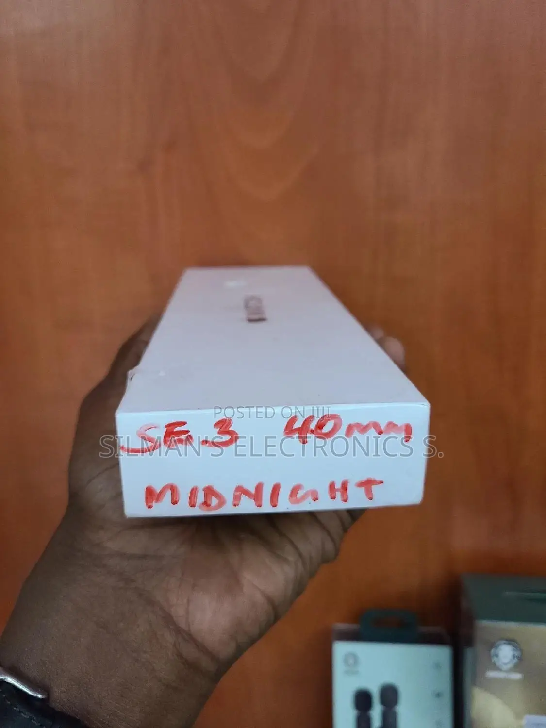 Apple Watch SE 3 2nd Gen 40mm Midnight 2023 MODEL