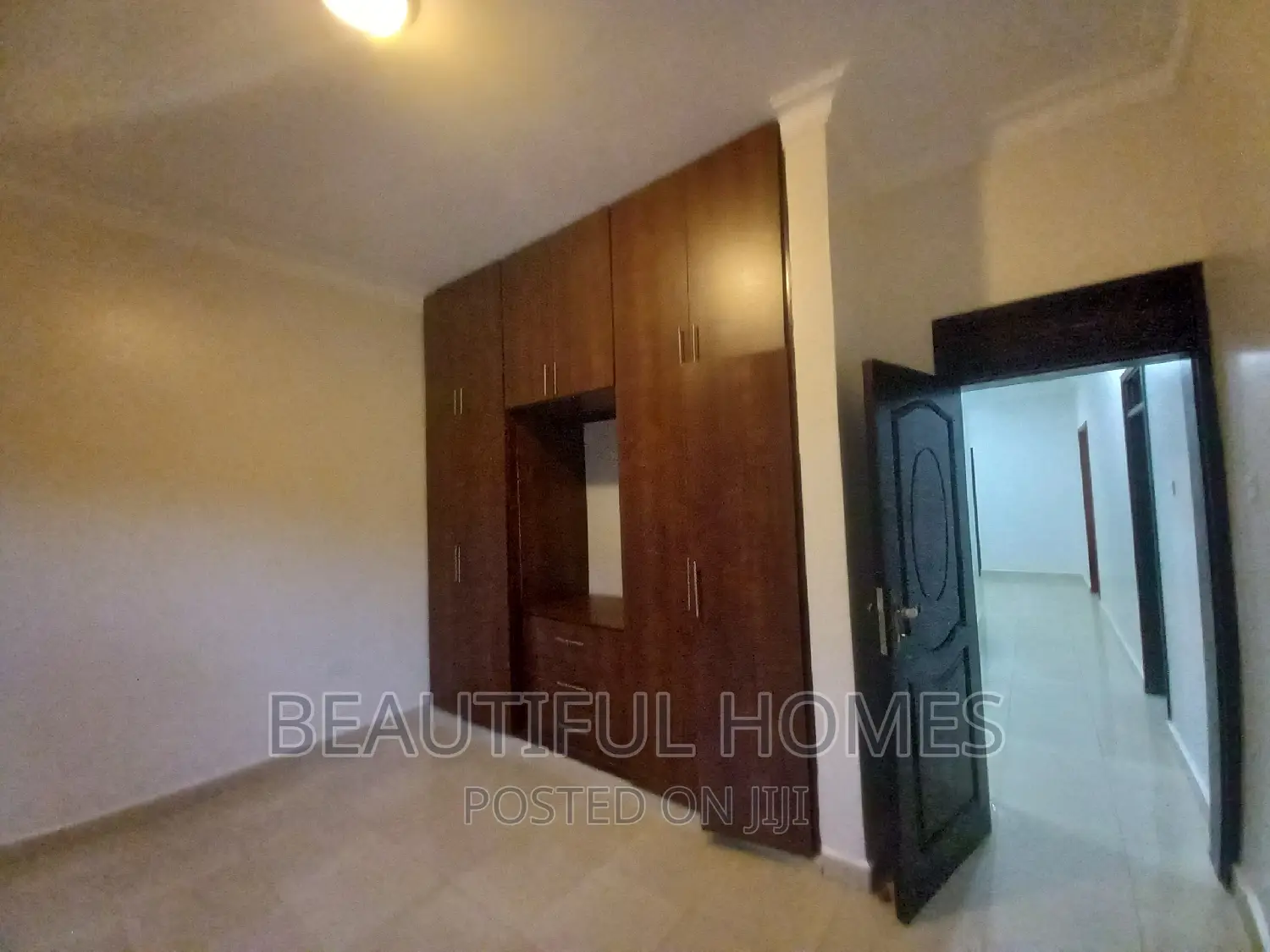 Furnished 4bdrm House in Kira Mamerito Road for sale