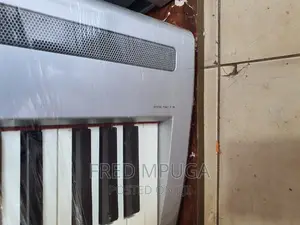 Yamaha Grand Piano Np-- 85