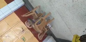 Aset of Atable and Chairs