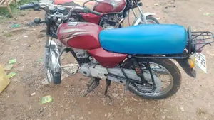 Bajaj Boxer 100 2020 Red