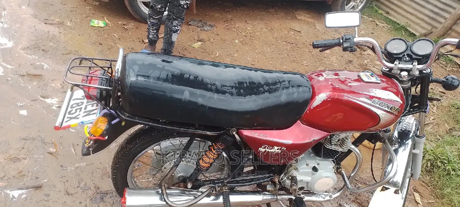 Bajaj Boxer 100 2019 Red