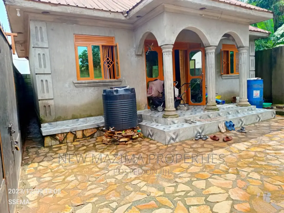2bdrm Bungalow in Bulenga, Central Division for sale