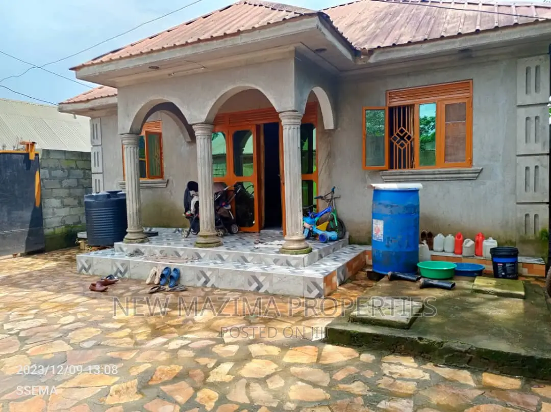 2bdrm Bungalow in Bulenga, Central Division for sale