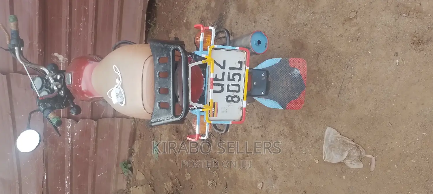 Bajaj Boxer 2020 Red