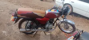 Bajaj Boxer 100 2019 Red